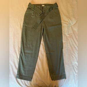 Women’s tie belt slacks